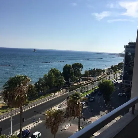 Exclusive Sea View דירה לימסול