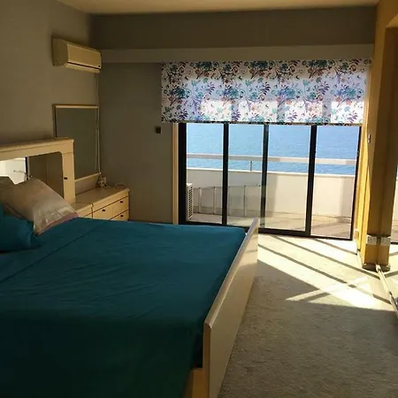 Exclusive Sea View לימסול